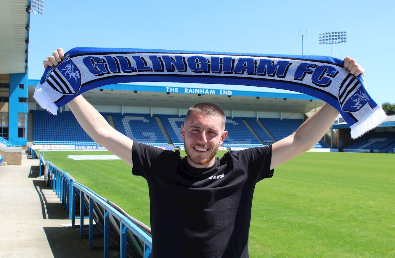Gills complete the signing of Dominic Jefferies - News - Gillingham
